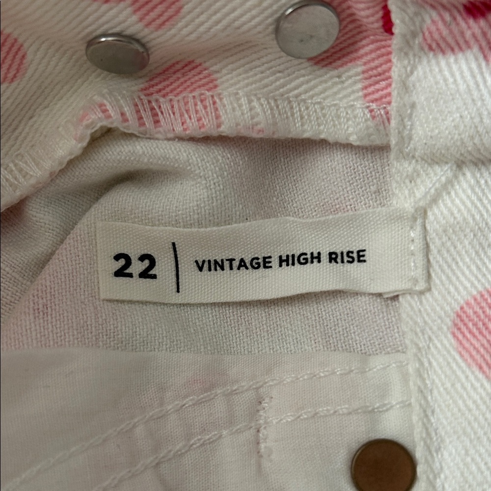 Pacsun White Floral Print Denim Shorts - Vintage High Rise Size 22 waist - Picture 7 of 7